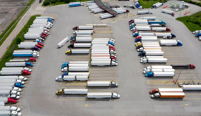 Wide Aisles for Semi & Truck Parking in Homer Glen, IL